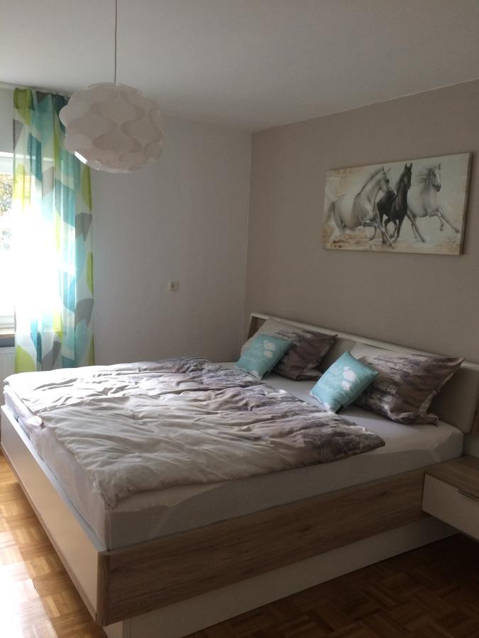 Illschwang Ferienwohnung Im Gruenen מראה חיצוני תמונה