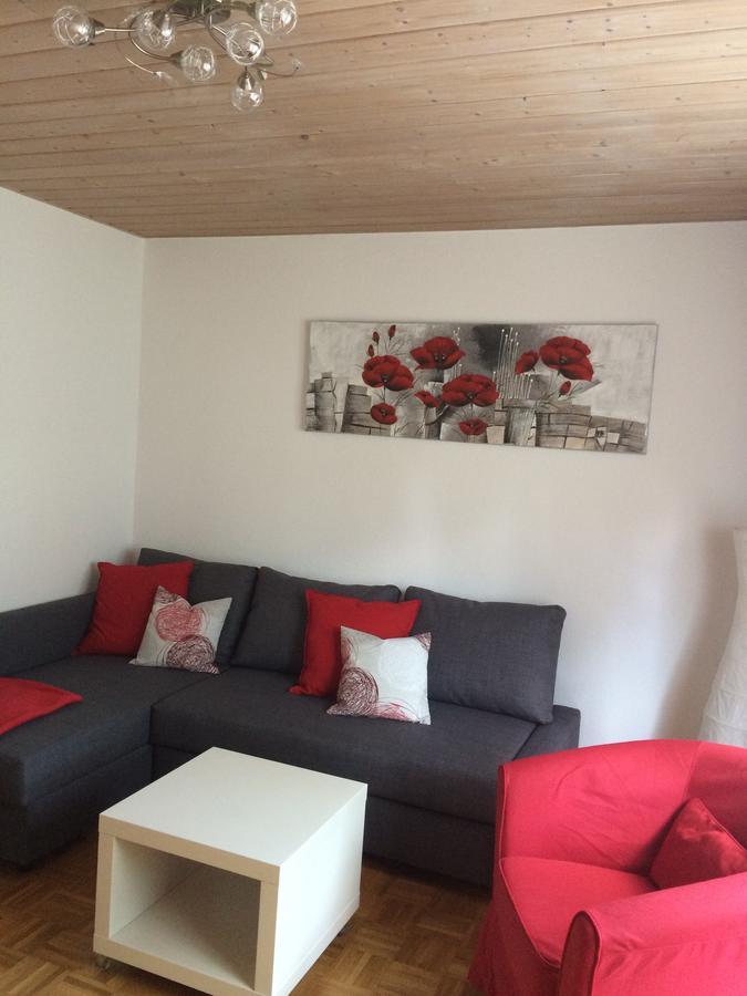 Illschwang Ferienwohnung Im Gruenen מראה חיצוני תמונה